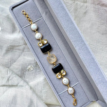 Load image into Gallery viewer, Lava