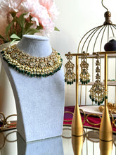 Load image into Gallery viewer, Emerald Lotus