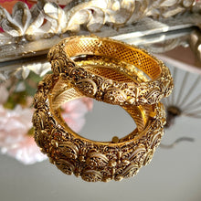 Load image into Gallery viewer, Vidhi