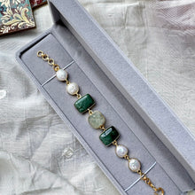 Load image into Gallery viewer, Lava