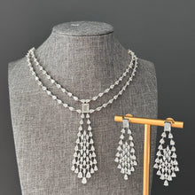 Load image into Gallery viewer, Smoky Elegance