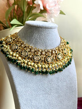 Load image into Gallery viewer, Emerald Lotus