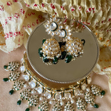 Load image into Gallery viewer, Green Onyx Uncut Kundan Polki