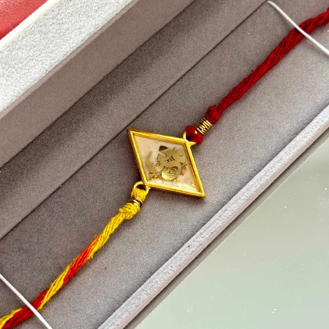 Aum Rakhi