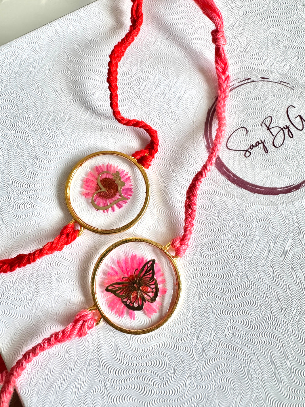Fresh Flower Rakhi - Pink