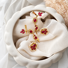 Load image into Gallery viewer, Bird Ear Cuff
