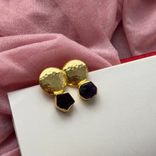 Load image into Gallery viewer, Mira
