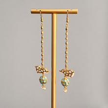 Load image into Gallery viewer, Udaan Bird Danglers
