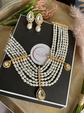 Load image into Gallery viewer, Rice Pearl Necklace
