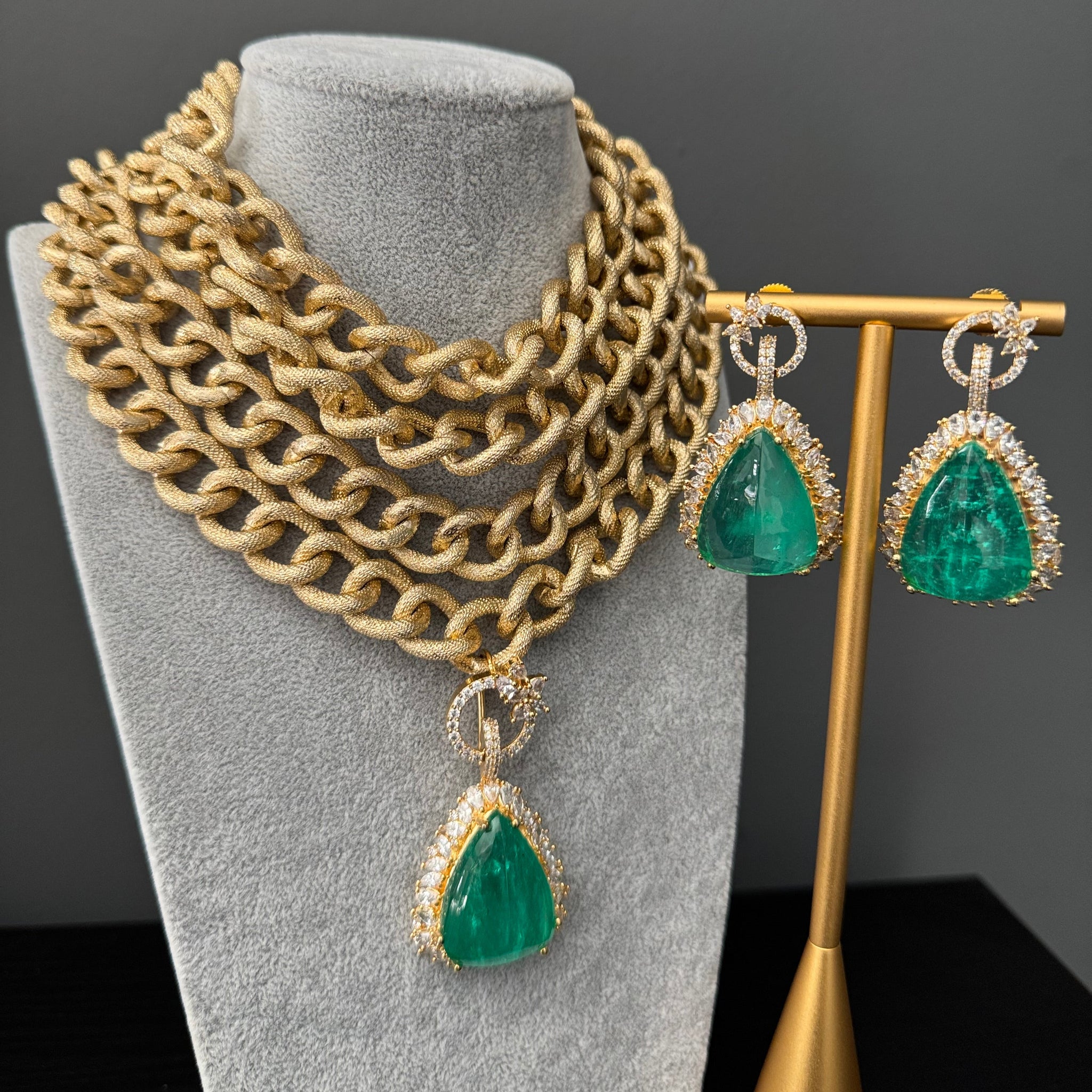 Necklaces – Saaj By G