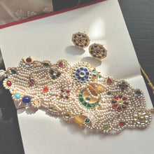 Load image into Gallery viewer, Taal
