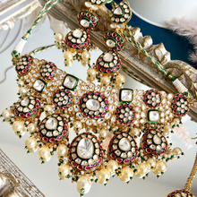 Load image into Gallery viewer, Ruby ‘n Emerald Uncut Kundan Polki
