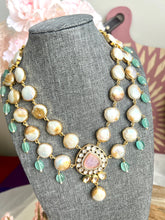 Load image into Gallery viewer, Baroque Pearl Necklace
