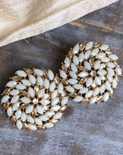Load image into Gallery viewer, Twirl Studs
